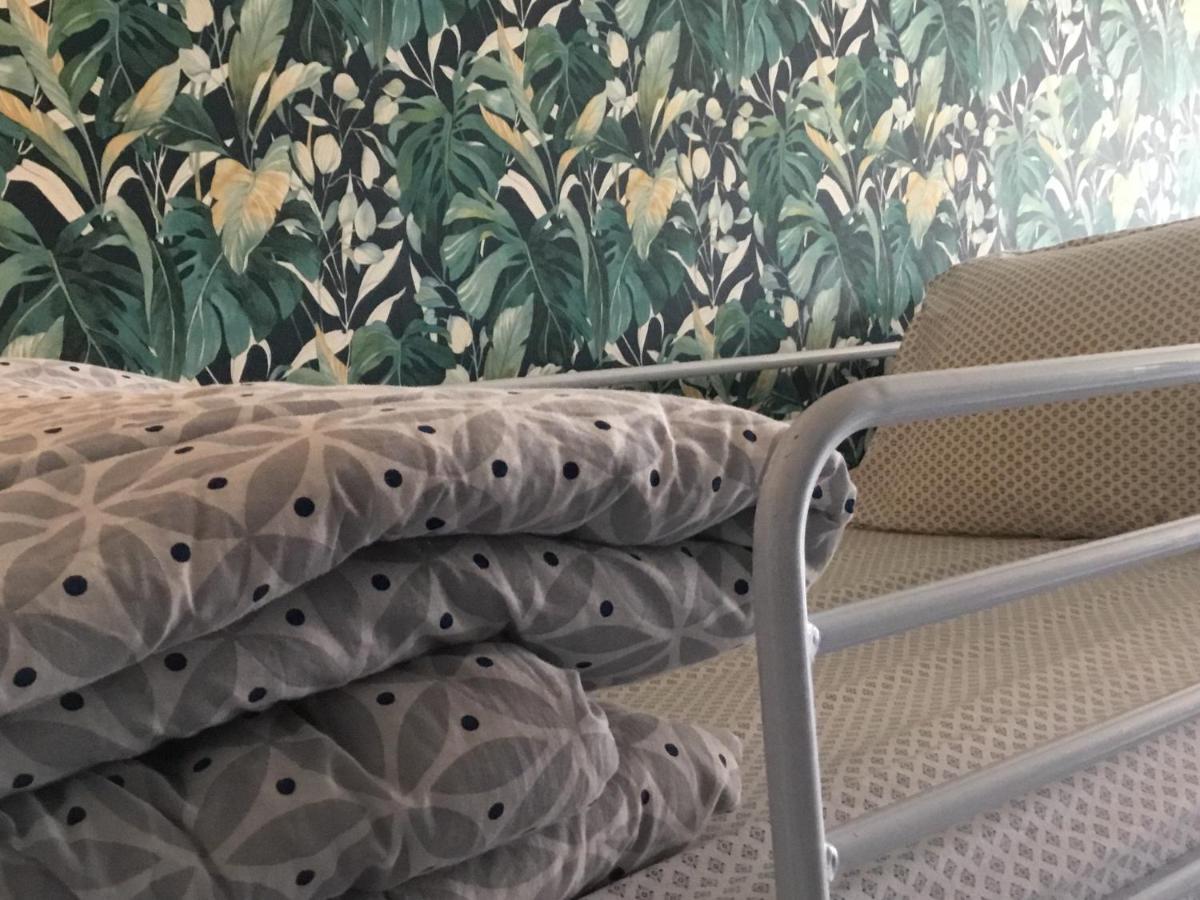 Just For Sleep-Daily Stay 20H To 10H Apres Votre Arrivee Dans Le Batiment D'Entree, Contact I'Hote Via Le Message Ici De Reservation Pour L'Enregistrement I'Entree Dans La Propriete Sans I'Approbation Est Interdite-Resevation D'Un Tiers Est Inaccepta Bobigny Exteriör bild