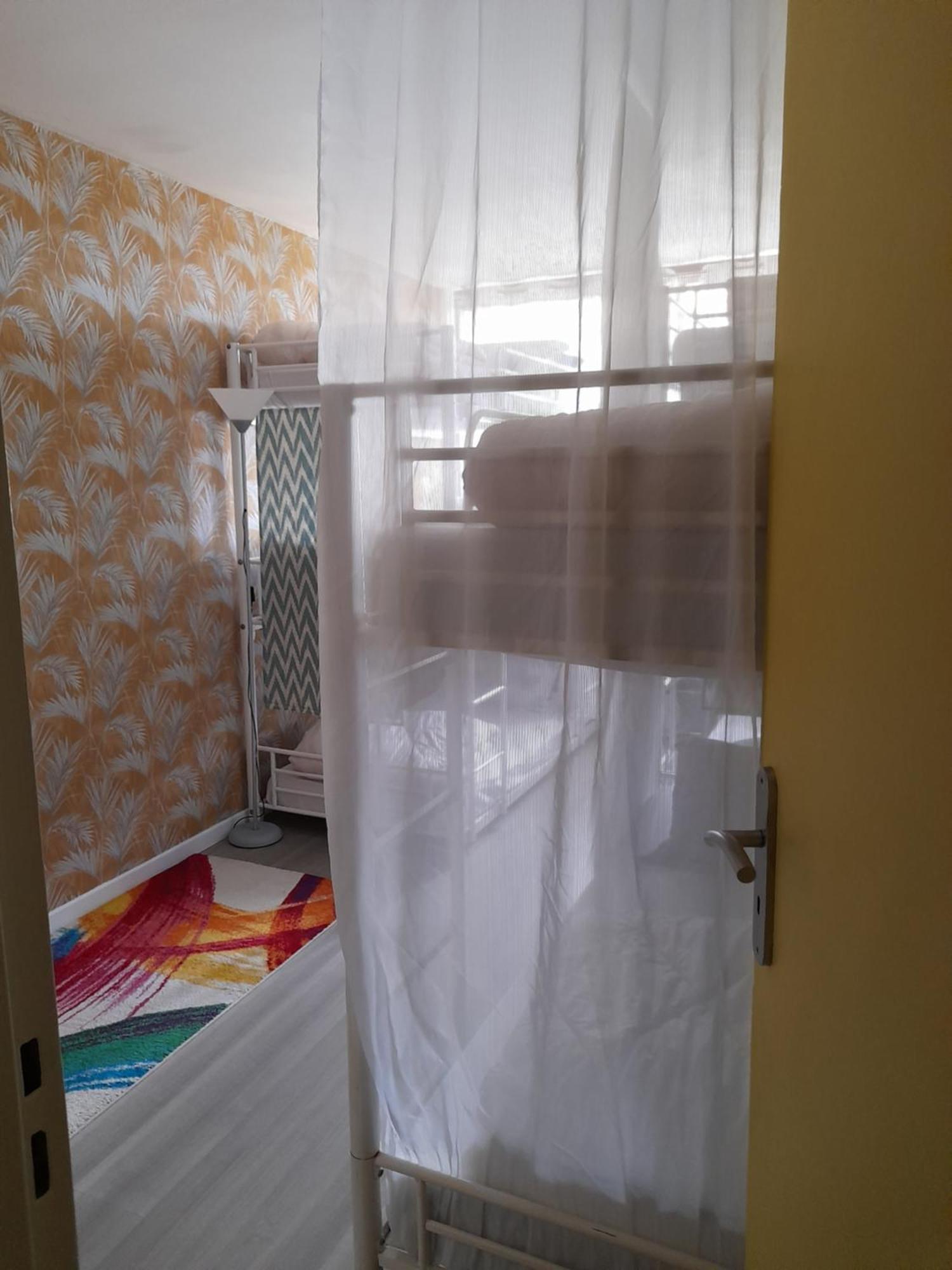 Just For Sleep-Daily Stay 20H To 10H Apres Votre Arrivee Dans Le Batiment D'Entree, Contact I'Hote Via Le Message Ici De Reservation Pour L'Enregistrement I'Entree Dans La Propriete Sans I'Approbation Est Interdite-Resevation D'Un Tiers Est Inaccepta Bobigny Exteriör bild